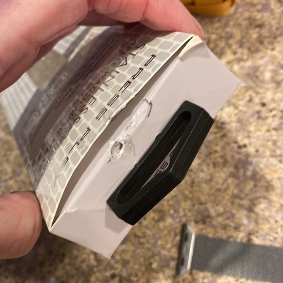 Press Play Stainless Steel Apple Watch Mesh Strap - Picture 9 of 11